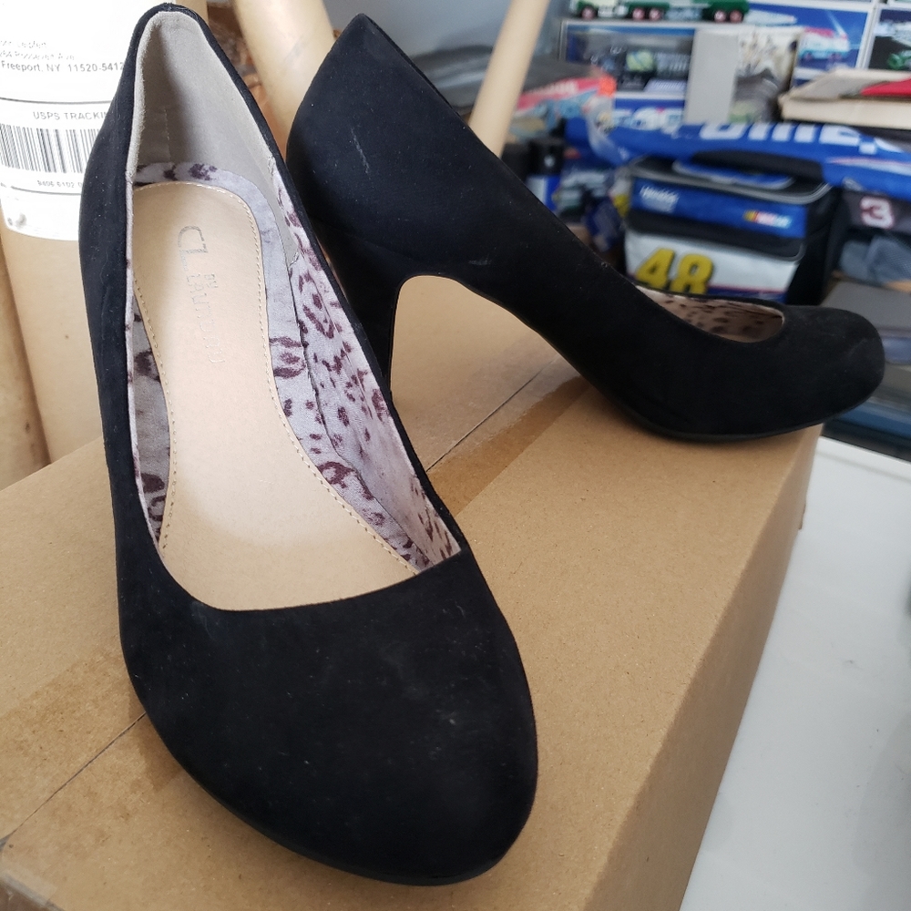 Suede heels
